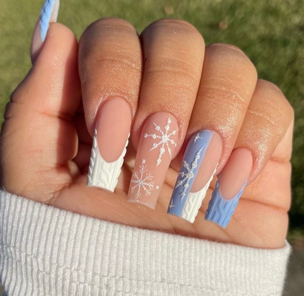 Snowflake + Sweater French Press ons | Christmas press on nails | Handmade Press On Nails