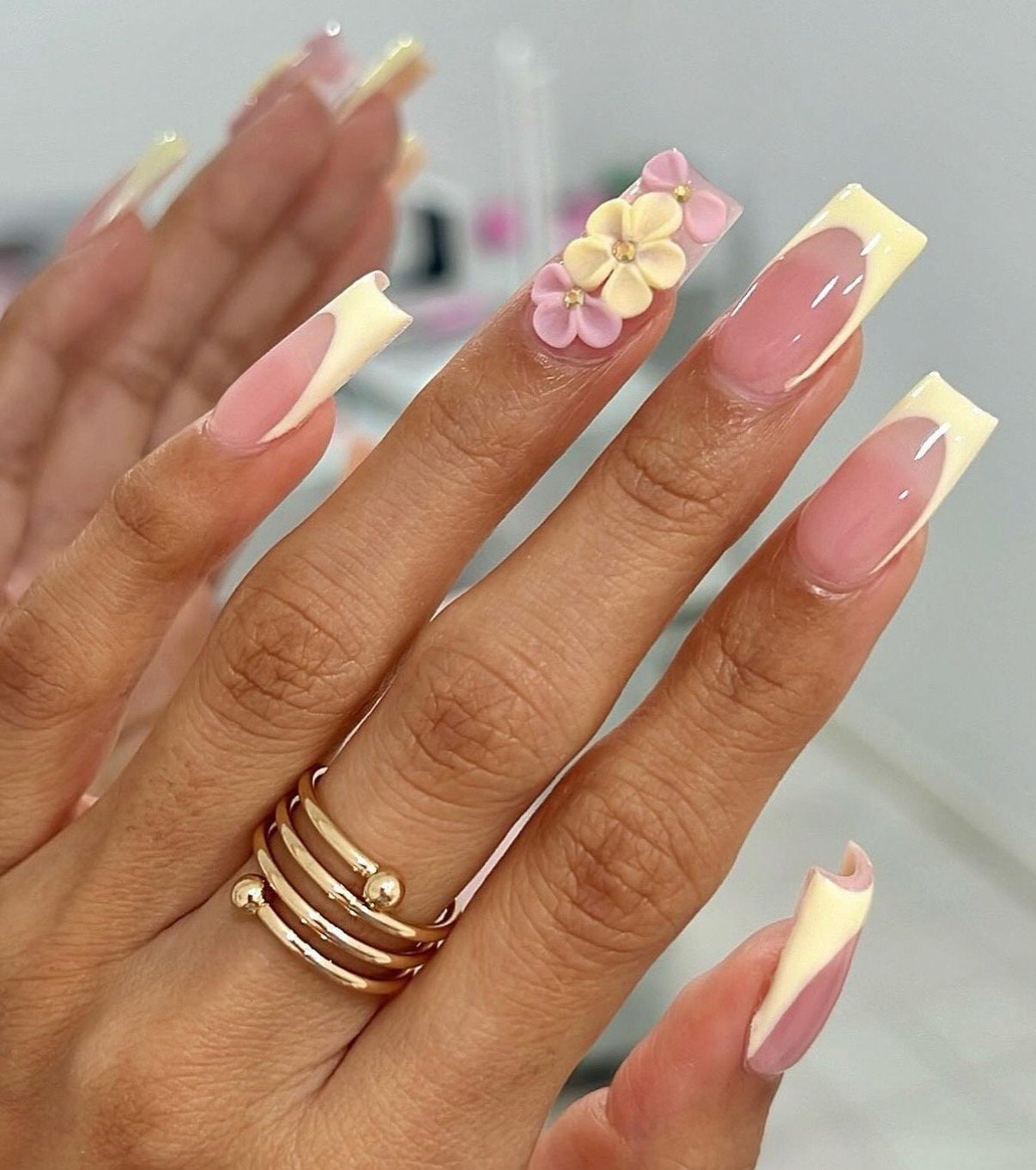 Pastel Yellow French + 3D flowers press ons | Summer press on nails | Handmade Press On Nails