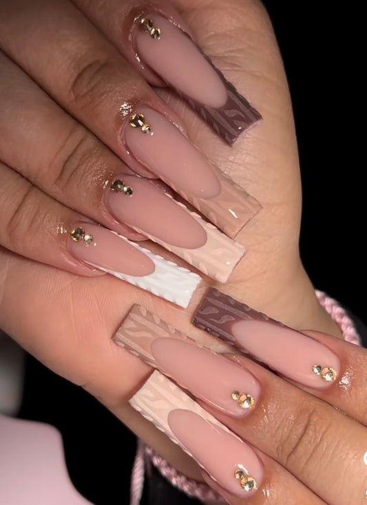 Brown French Sweater Press ons | Christmas press on nails | Handmade Press On Nails