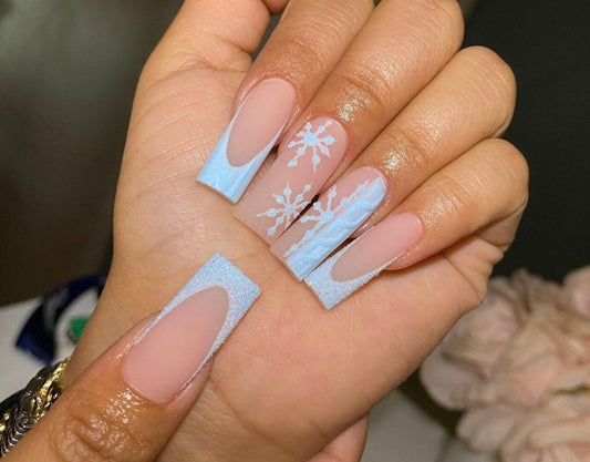Sweater + Snowflake press ons | Christmas press on nails | Handmade Press On Nails