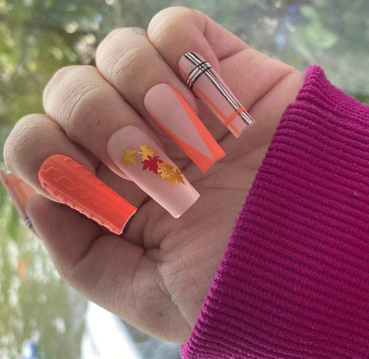 Sweater pattern + Plaid press ons | Fall press on nails | Handmade Press On Nails
