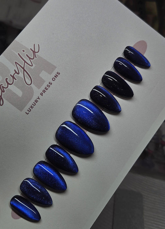 Iced Velvet Glass Cateye press ons | Holiday press on nails | Winter Press On Nails | Handmade Press On Nails