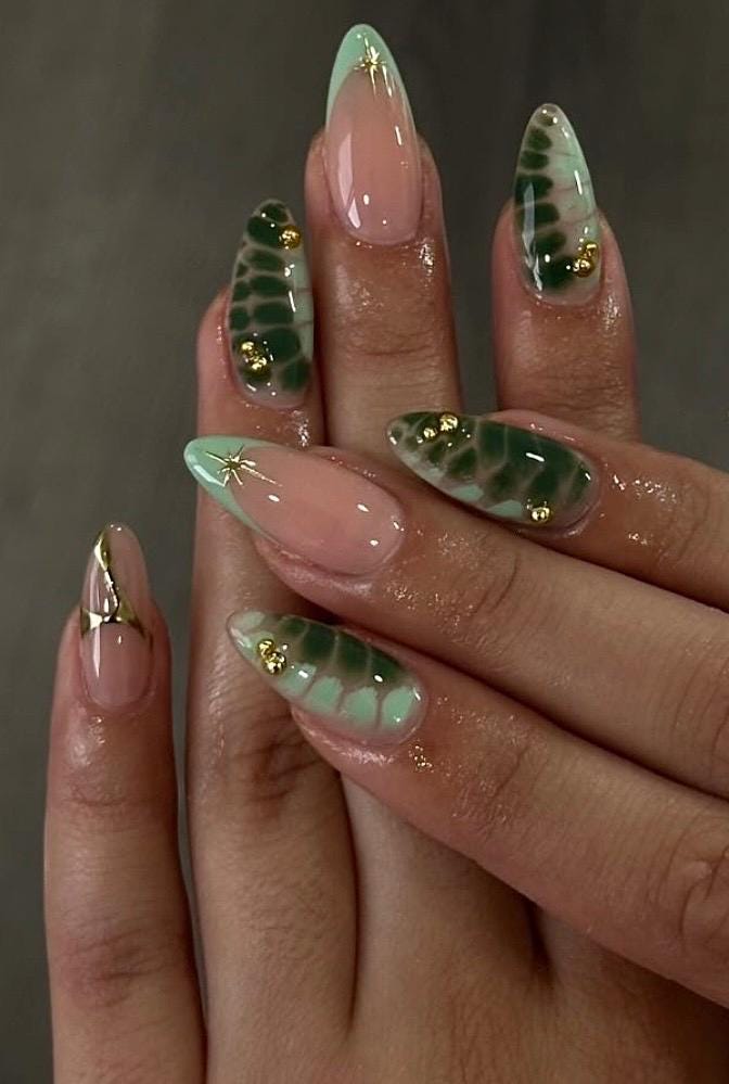 Green Croc + French press ons | Spring press on nails | Handmade Press On Nails