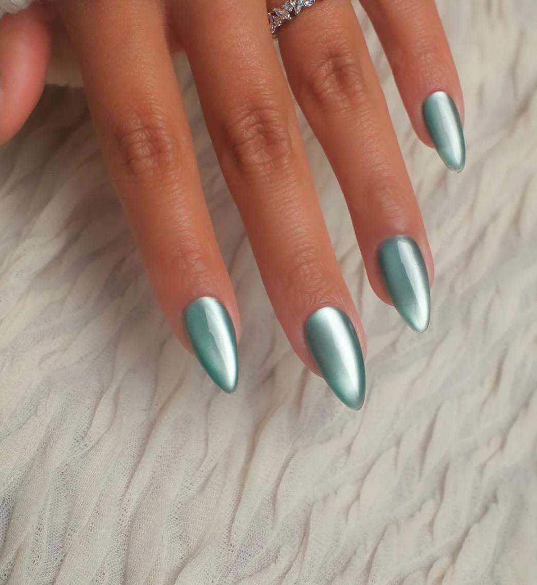 Ocean Velvet Glass Cateye press ons | Spring press on nails | SpringPress On Nails | Handmade Press On Nails