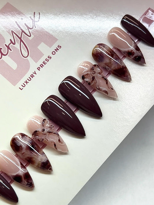 Blonde Tortoise Press On Nails | Holiday press on nails | Handmade Press On Nails