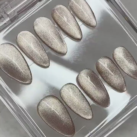 Velvet Cateye press ons | Fall press on nails | Handmade Press On Nails
